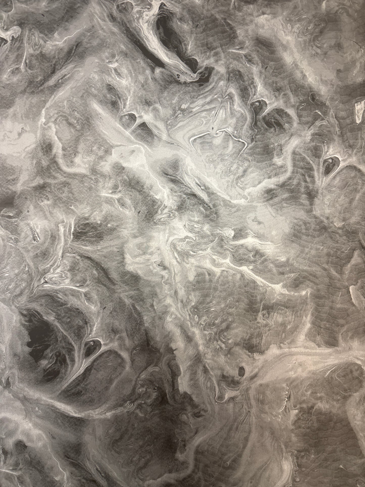 צג שטוח שחור מעושן Q20-003