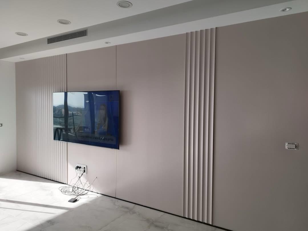 99011 לוח 280×120×0.5 ס"מ – דמוי בד בגוון שוקולד חם