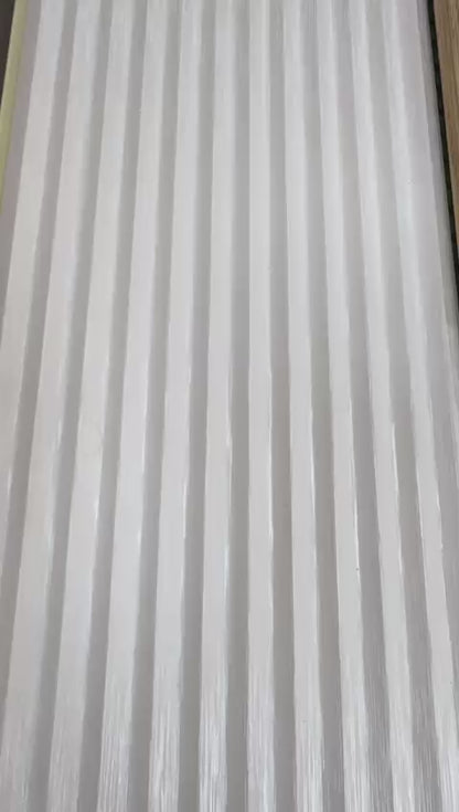 P143 סרגל דקורטיבי משולשת 280×15 ס"מ – גוון פנינה
